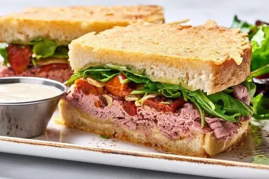 Roast Beef & Havarti Sandwich