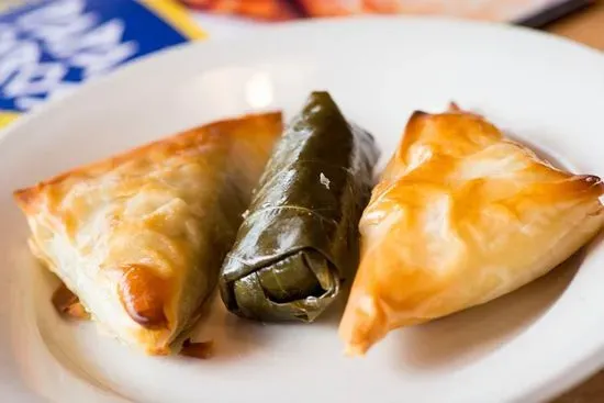 Catering Tiropitas / Spanakopitas / Dolmades