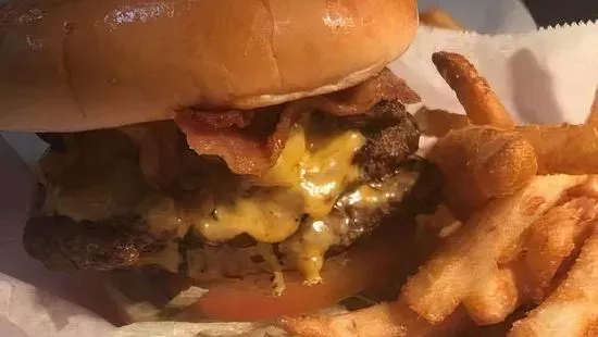 Triple Cheeseburger