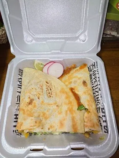 Quesadilla De Pollo / Chicken Quesadilla