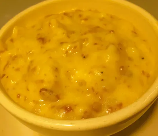 SIDE CREAM CHIPPED BEEF GRAVY