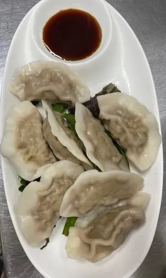 Steamed Dumplings (8)