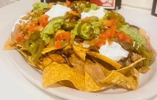 Supreme Nachos