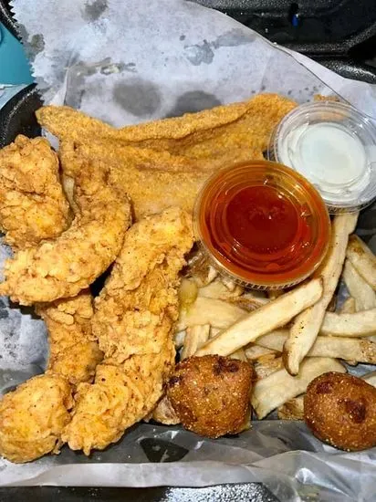 Fish (3 Pcs) & Chicken Strips (3 Pcs)