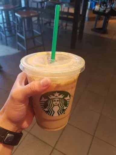 Iced Caramel Macchiato