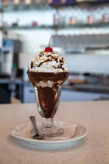 Drug Store Hot Fudge Sundae