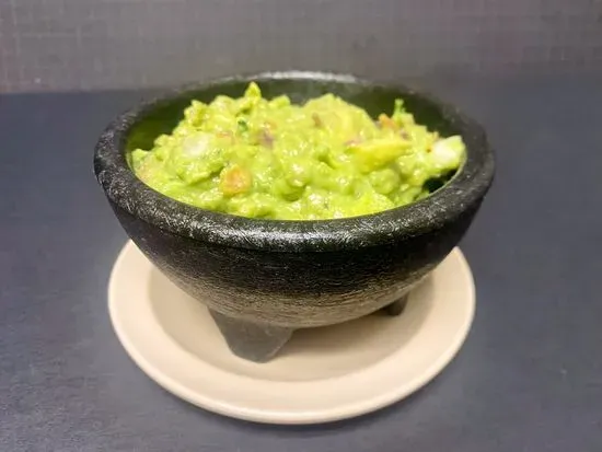 GUACAMOLE  DIP LARGE 20 OZ