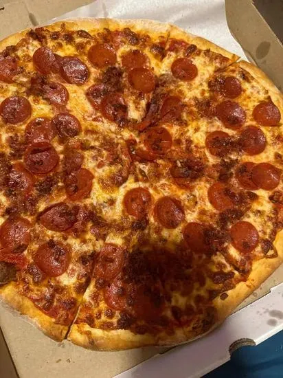 Mozzarella Cheese Pizza Extra large 18"(12 slices)
