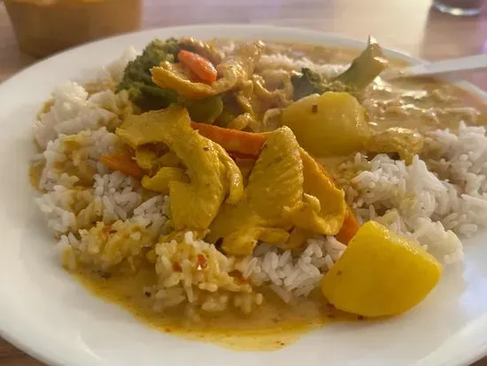 26. Yellow Curry