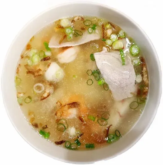 M1. Mì Thập Cẩm / Egg Noodle Soup (Sliced Pork, Shrimp, Squid, Crab Meat, & Quail Eggs)