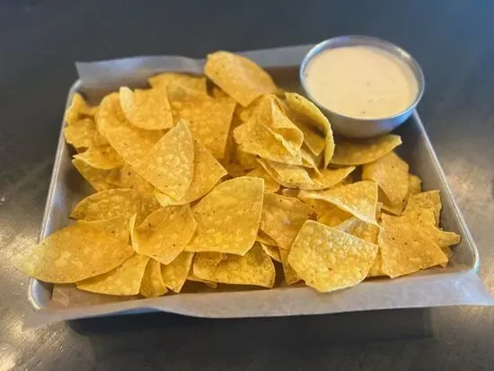 Chips & Queso