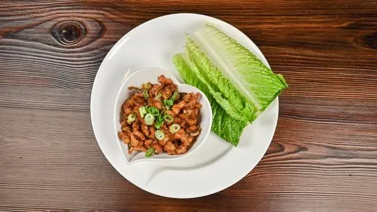 Thai Spiced Chicken Lettuce Wrap