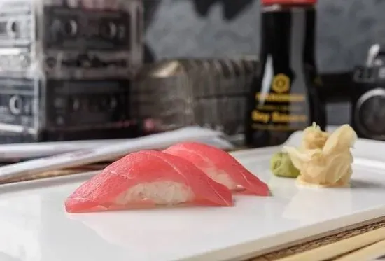 Tuna/Yellowfin Nigiri