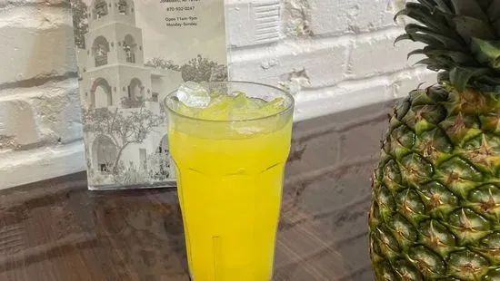 Pineapple water 