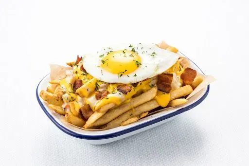 SIGNATURE CHOWDER FRIES