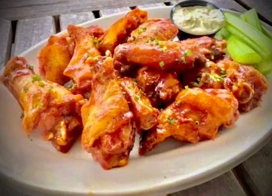 (6) Chicken Wings