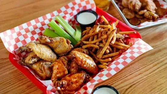 12 WINGS BASKET