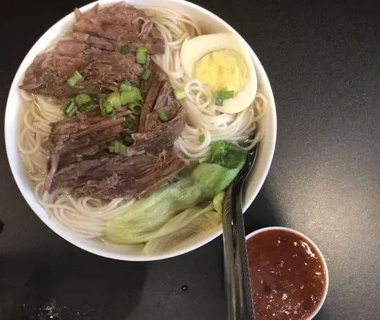 Beef Ramen (340 Cal)