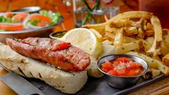 Choripan - Bratwurst Sandwich