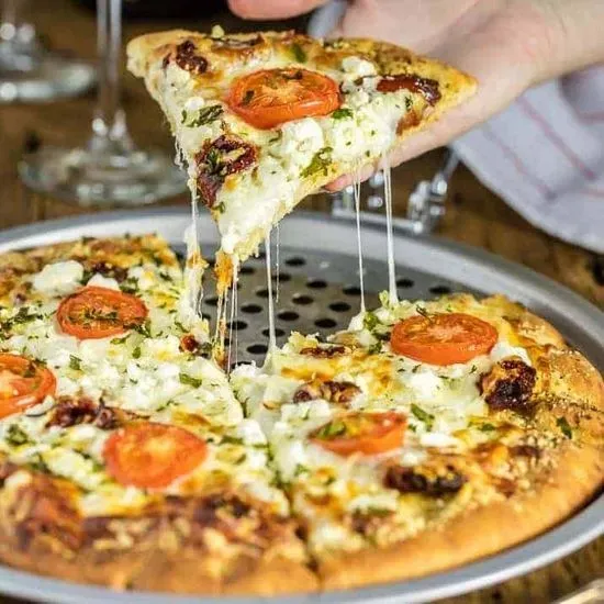 LG White Special Pizza