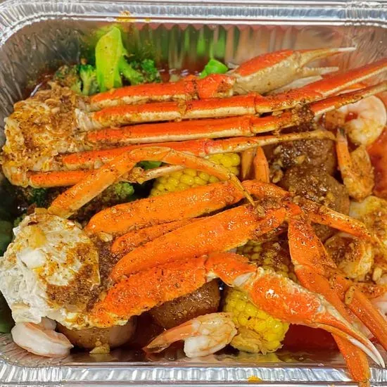 C2. Snow Crab Legs (1/2 lb)