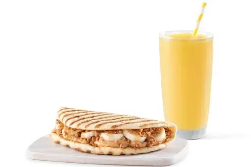 SMOOTHIE AND BREAKFAST
