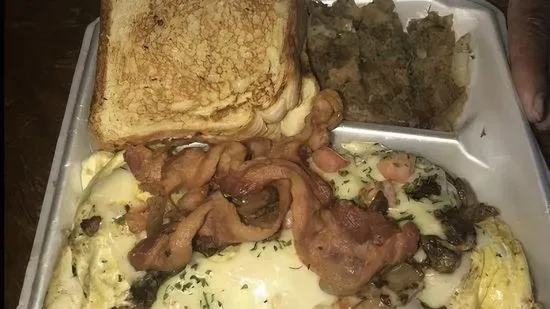 Bacon & Mushroom Cheeseburger Omelet