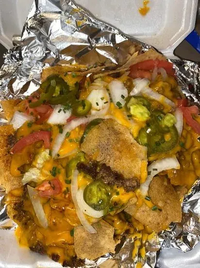 Jumbo Macho Nachos