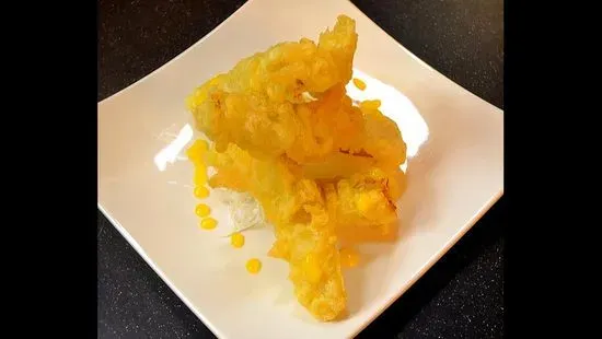 Stick Banana Tempura & Mango Sauce