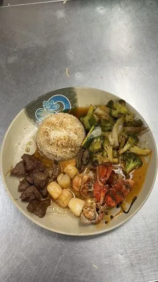 Hibachi Filet Mignon, Lobster, & Scallop