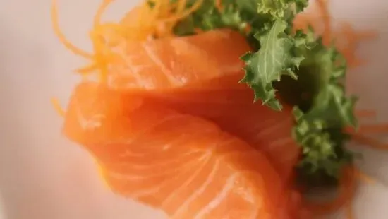 Smoked Salmon Sashimi