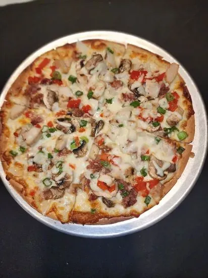 16. Pizza with Grilled Chicken