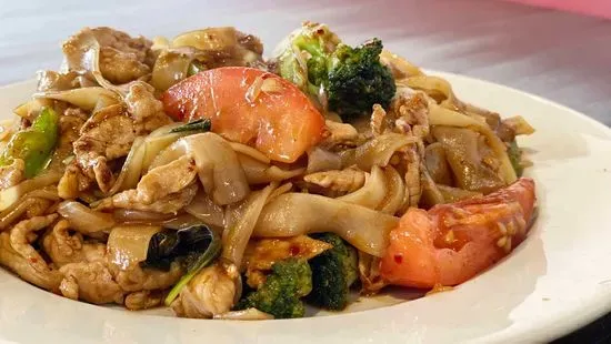  Drunken Noodles