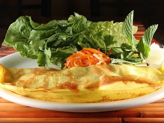 # 2. Banh Xeo (Crepe)