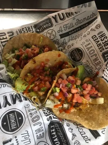 Sriracha Shrimp Tacos