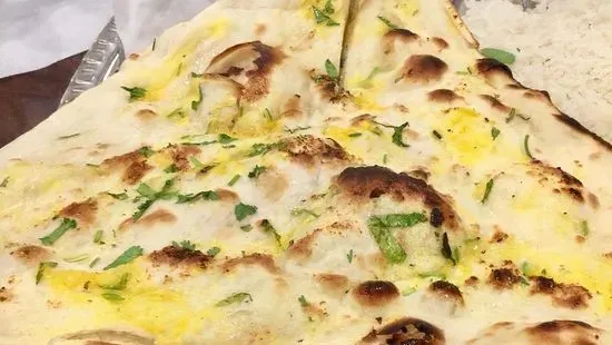 Garlic Naan (G)