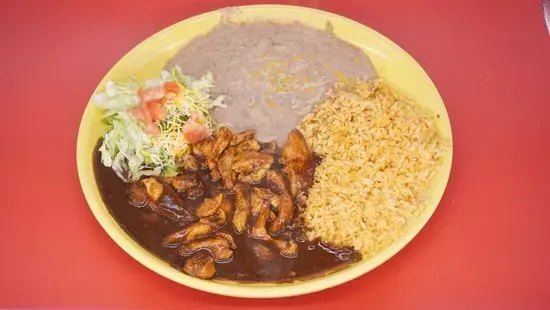 Pollo en Mole