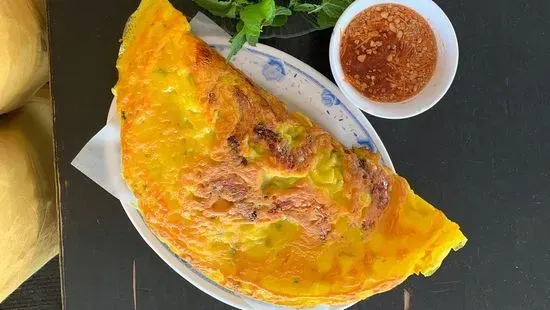 77. Vietnamese Crepe with Tofu (Bánh Xèo Chay)