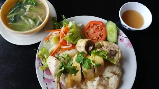 60. Steamed Rice with Steam Ginger Chicken (Cơm Gà Hấp Gừng)