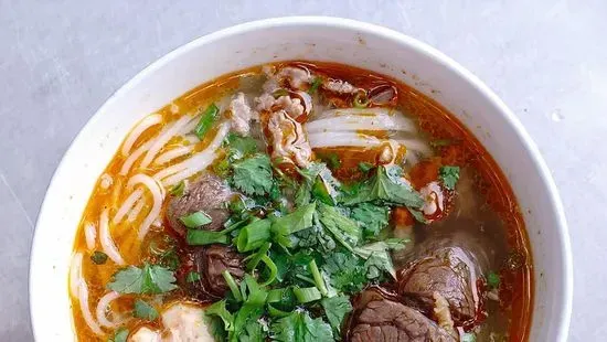 37. Rice Vermicelli in Spicy Beef Broth (Bún Bò Hue)