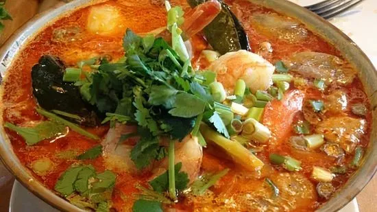 102. Thai Seafood Sour Soup (Canh Chu Hai San Thai LAN)