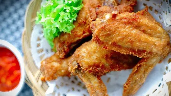 Stuffed Chicken Wings Cornered Meat (Cánh Gà Dồn Thịt)