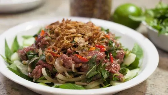 13. Lemon Beef Salad (Gỏi Bò Tái Chanh)