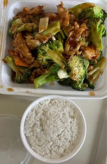 6. Chicken with Broccoli