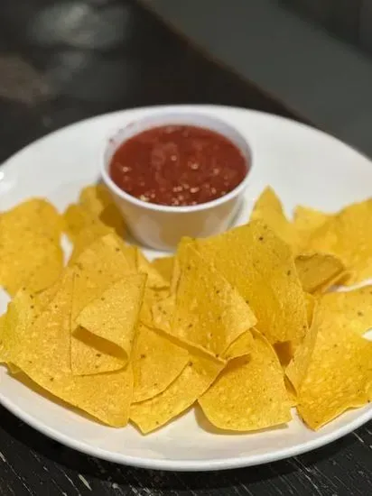 Salsa & Chips