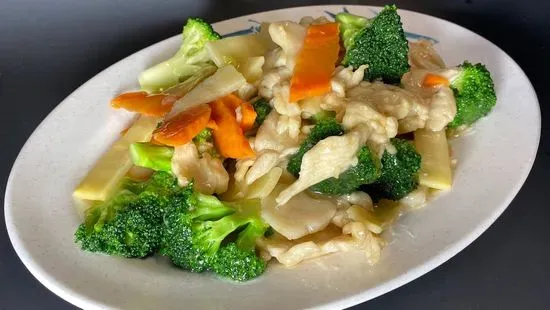 Chicken & Broccoli