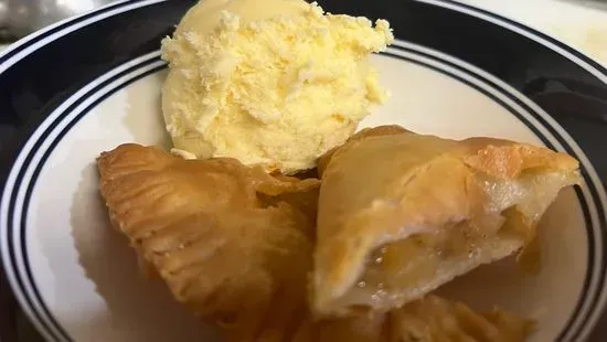 Apple fried pie