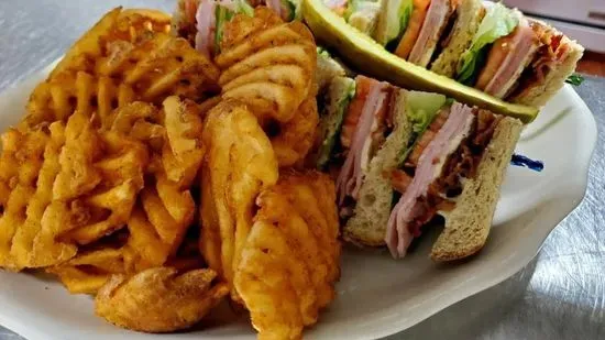Turkey & Bacon Club Sandwich