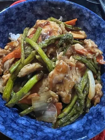 H12. Asparagus Chicken or Beef