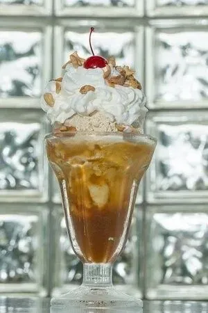 Caramel Cashew Coffee Sundae